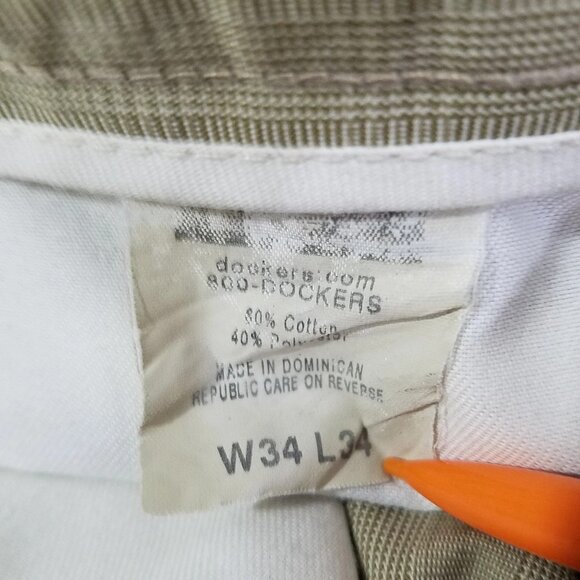 Dockers Pleated Pants Mens Size 34x24 (Tag 34x34) - Picture 4 of 6